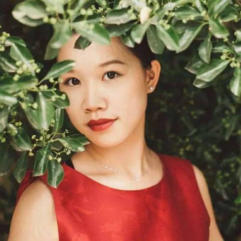 Meet your Posher, Stella